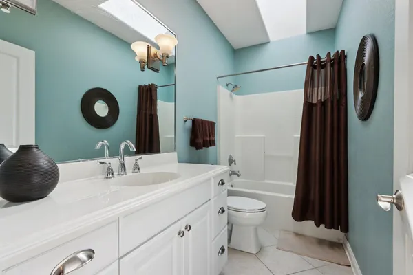 $687,500 | 1520 Pamme Court, West Bend, WI 53090