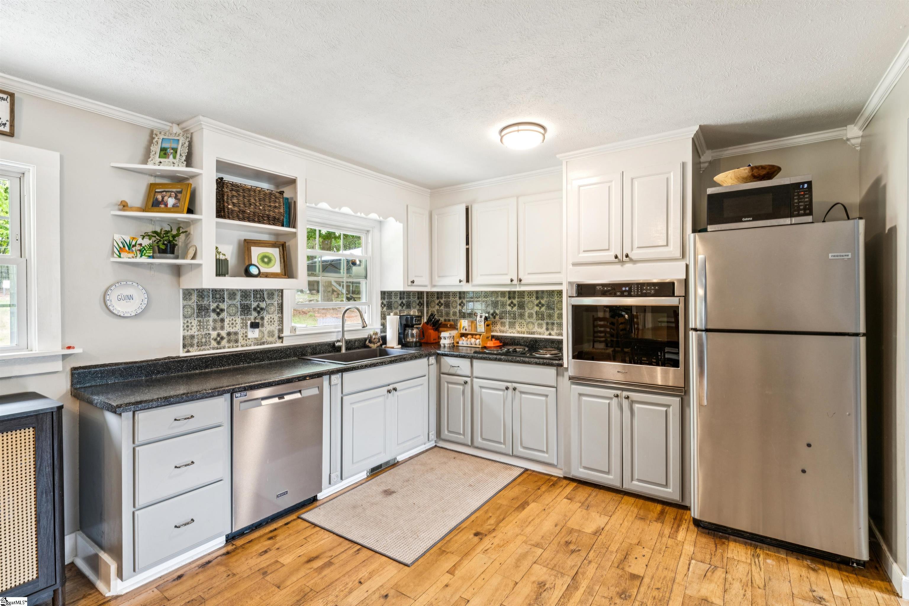 817 Johnson Road Central, SC 29630 - Photo 15 of 38
