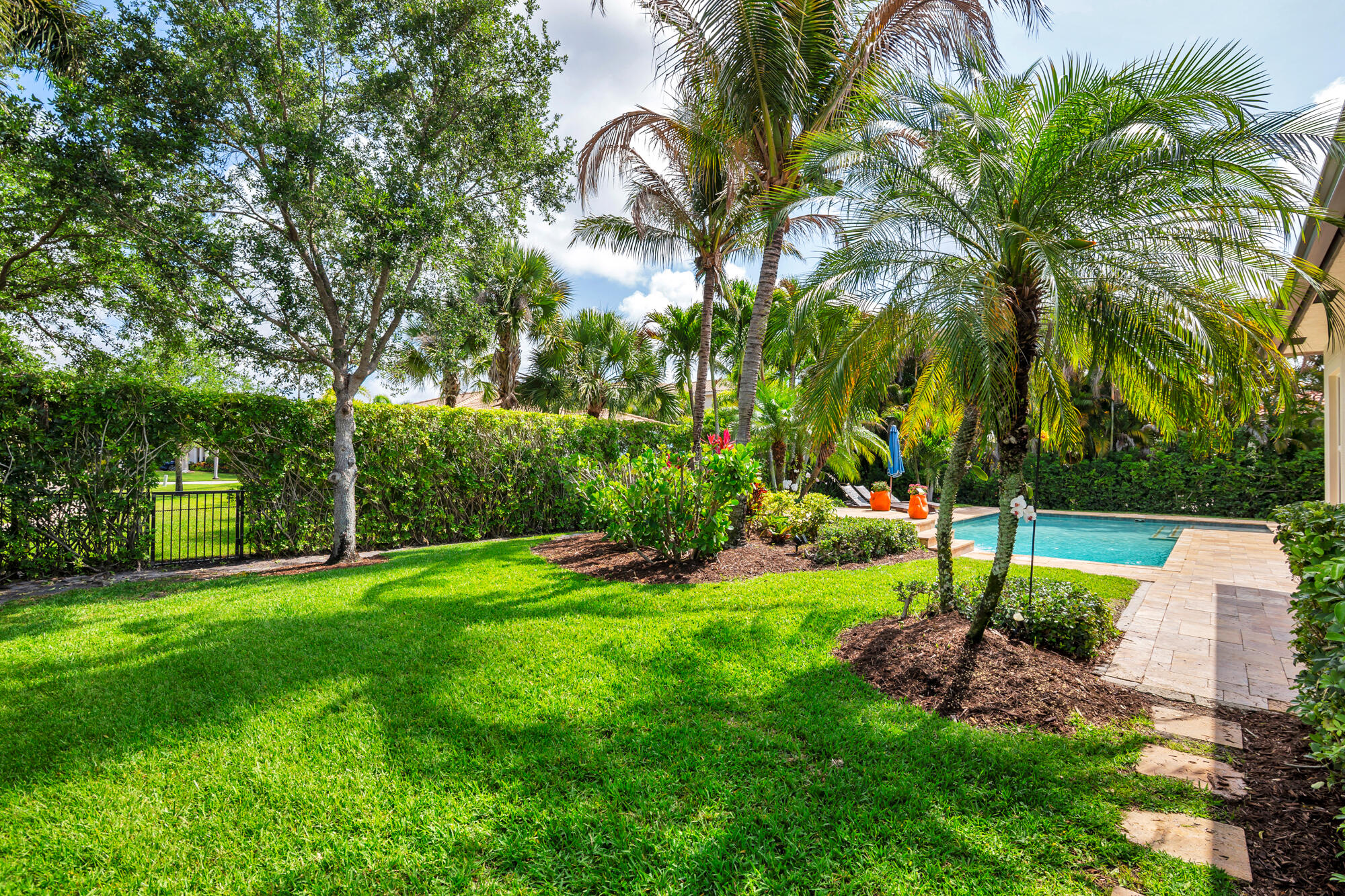 133 Citadel Circle Jupiter, FL 33458 - Photo 25 of 31 e low-46