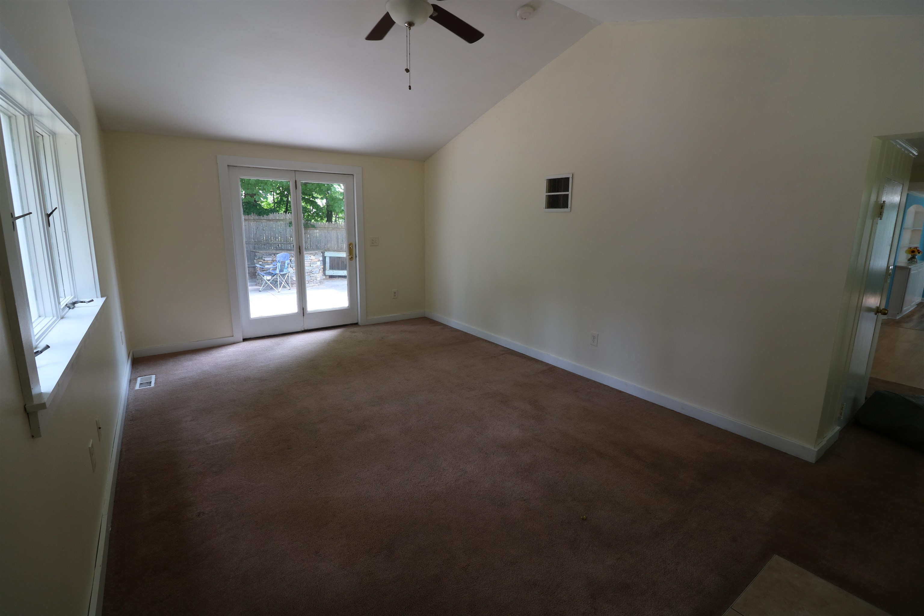20 Lacy Road Jaffrey, NH 03452 - Photo 8 of 38
