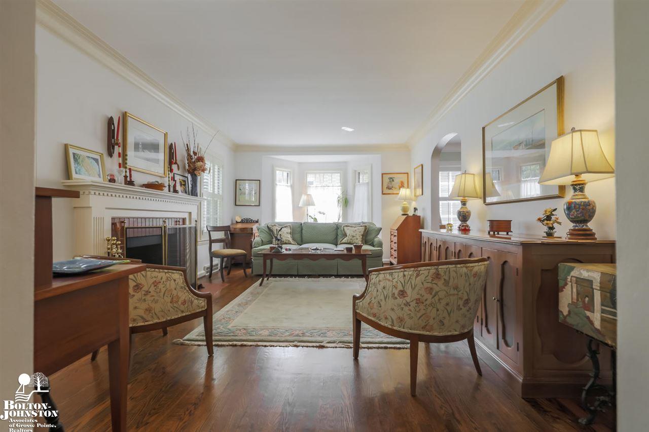 1359 Harvard Road Grosse Pointe Park, MI 48230 - Photo 4 of 31