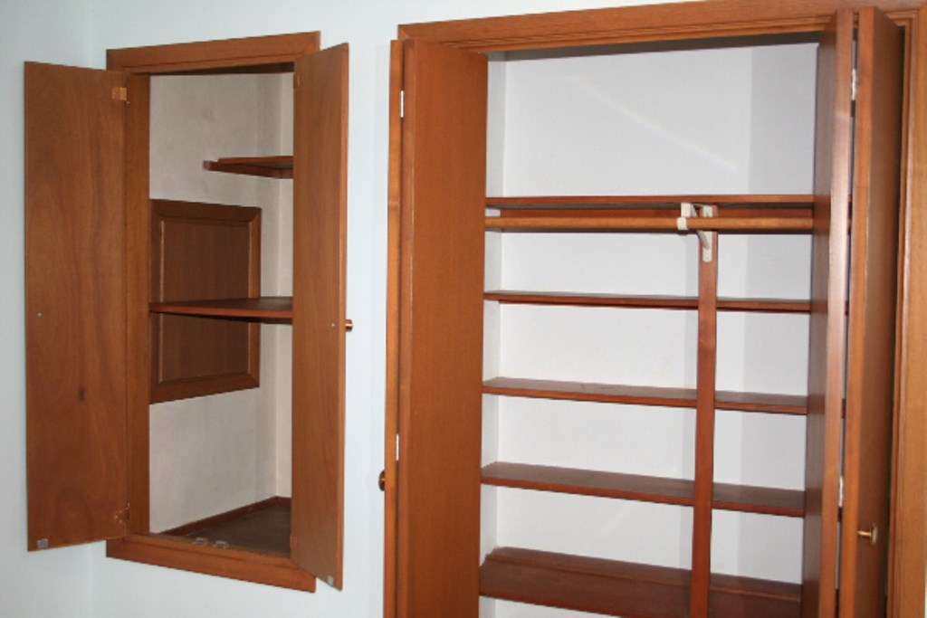 2615 Fairhaven Road Davenport, IA 52803 - Photo 11 of 17 Gallery Image 11