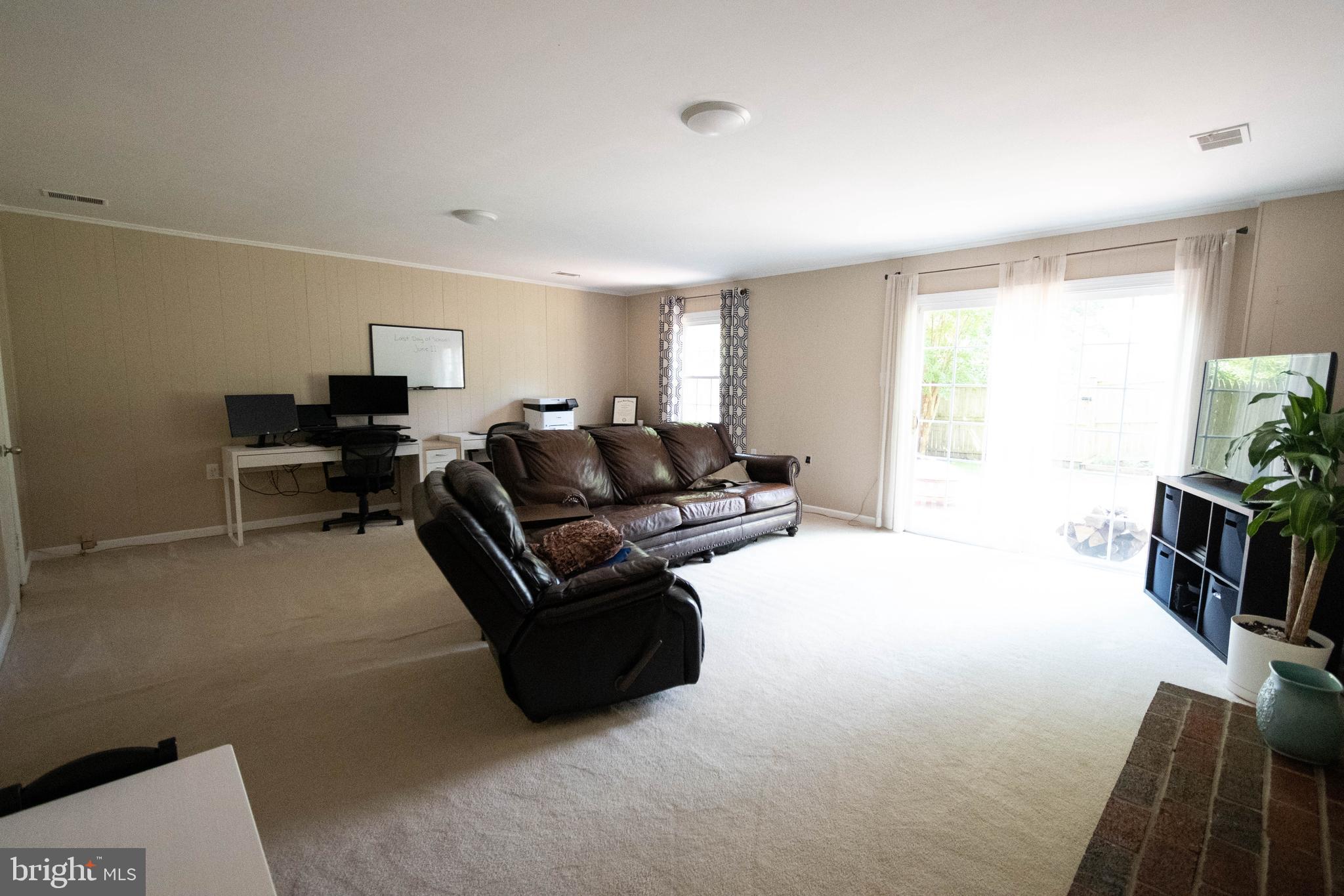3049 Seminole Road Woodbridge, VA 22192 - Photo 28 of 37 RECREATION ROOM