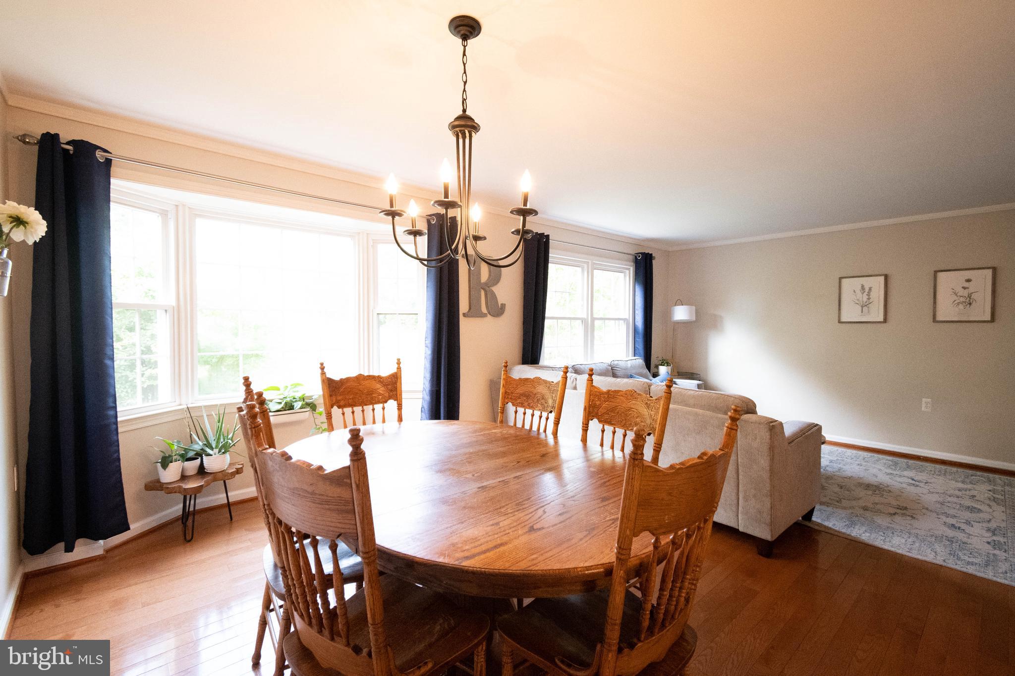 3049 Seminole Road Woodbridge, VA 22192 - Photo 9 of 37 DINING ROOM