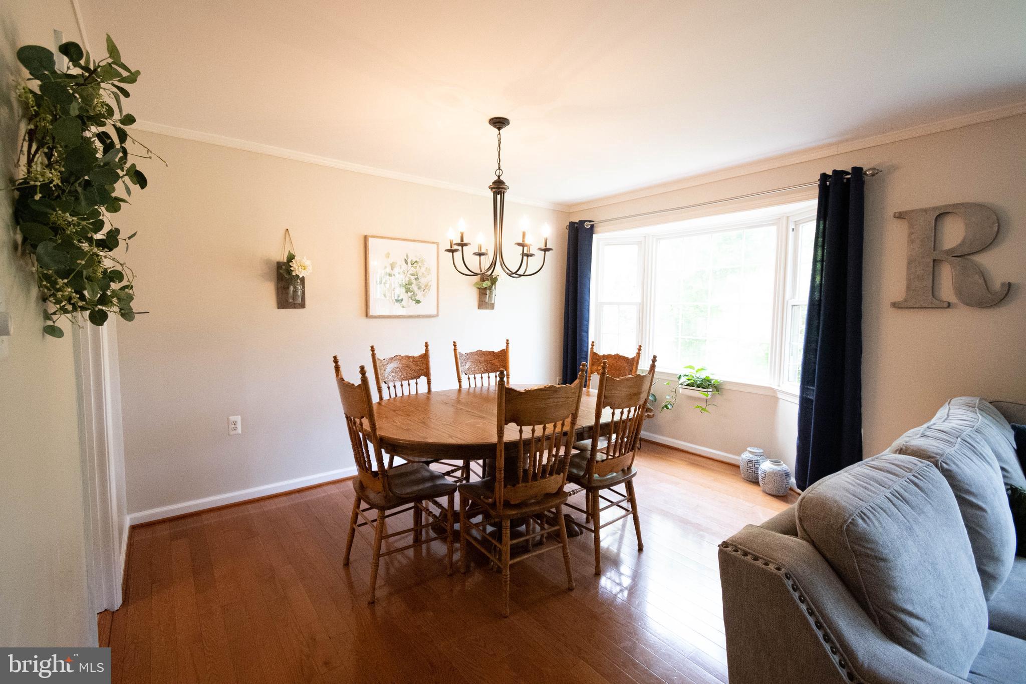 3049 Seminole Road Woodbridge, VA 22192 - Photo 10 of 37 DINING ROOM