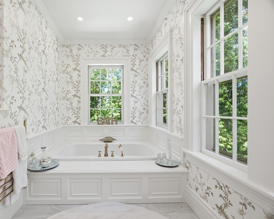31 Boyles Street Beverly, MA 01915 - Photo 26 of 41