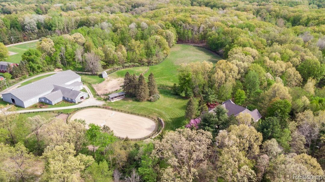 4792 Hough Road Dryden, MI 48428 - Photo 51 of 65 4792-Hough-Rd-54.jpg