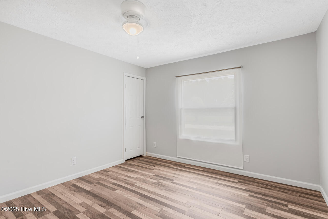 105 Peachview Drive Hamlet, NC 28345 - Photo 18 of 36 IMG_0599