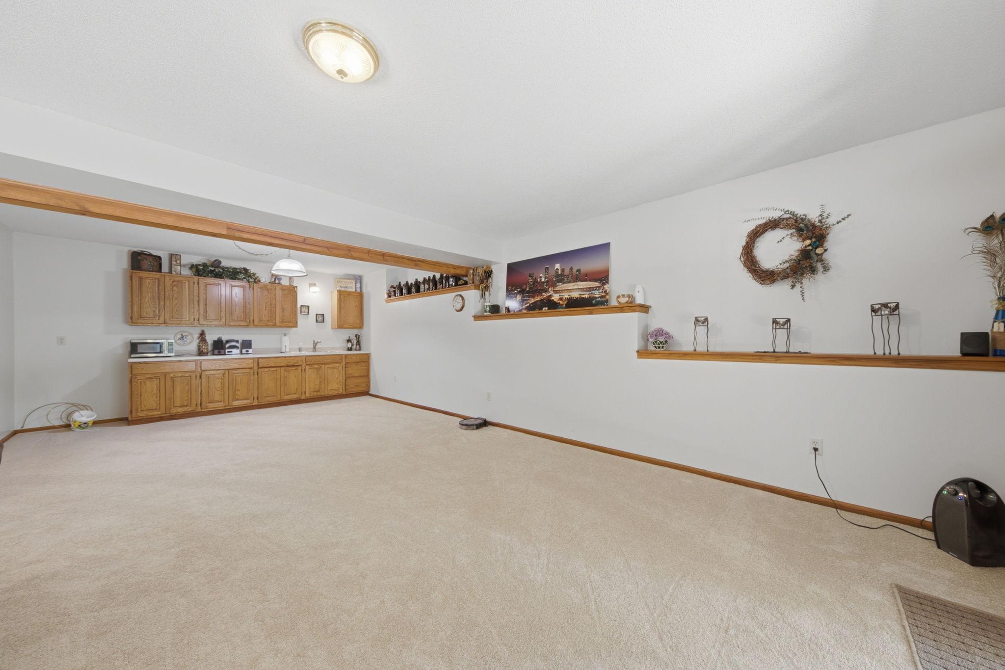 650 Bridle Ridge Road Eagan, MN 55123 - Photo 19 of 37 Gallery Image 19