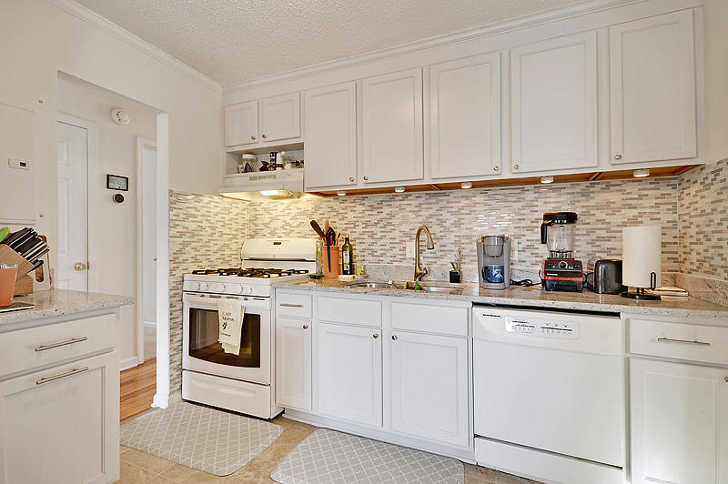 4822 Chesterfield Road North Charleston, SC 29405 - Photo 10 of 35 DSC_0374_DSC_0376-copy