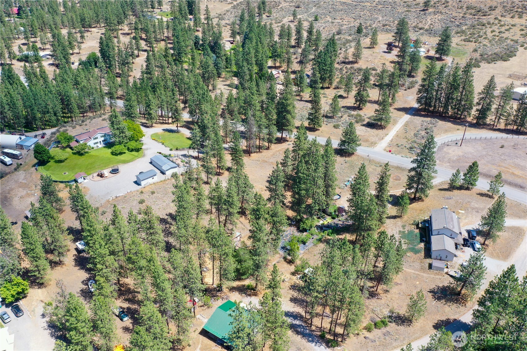 113 Crumbacher Road Tonasket, WA 98855 - Photo 4 of 18
