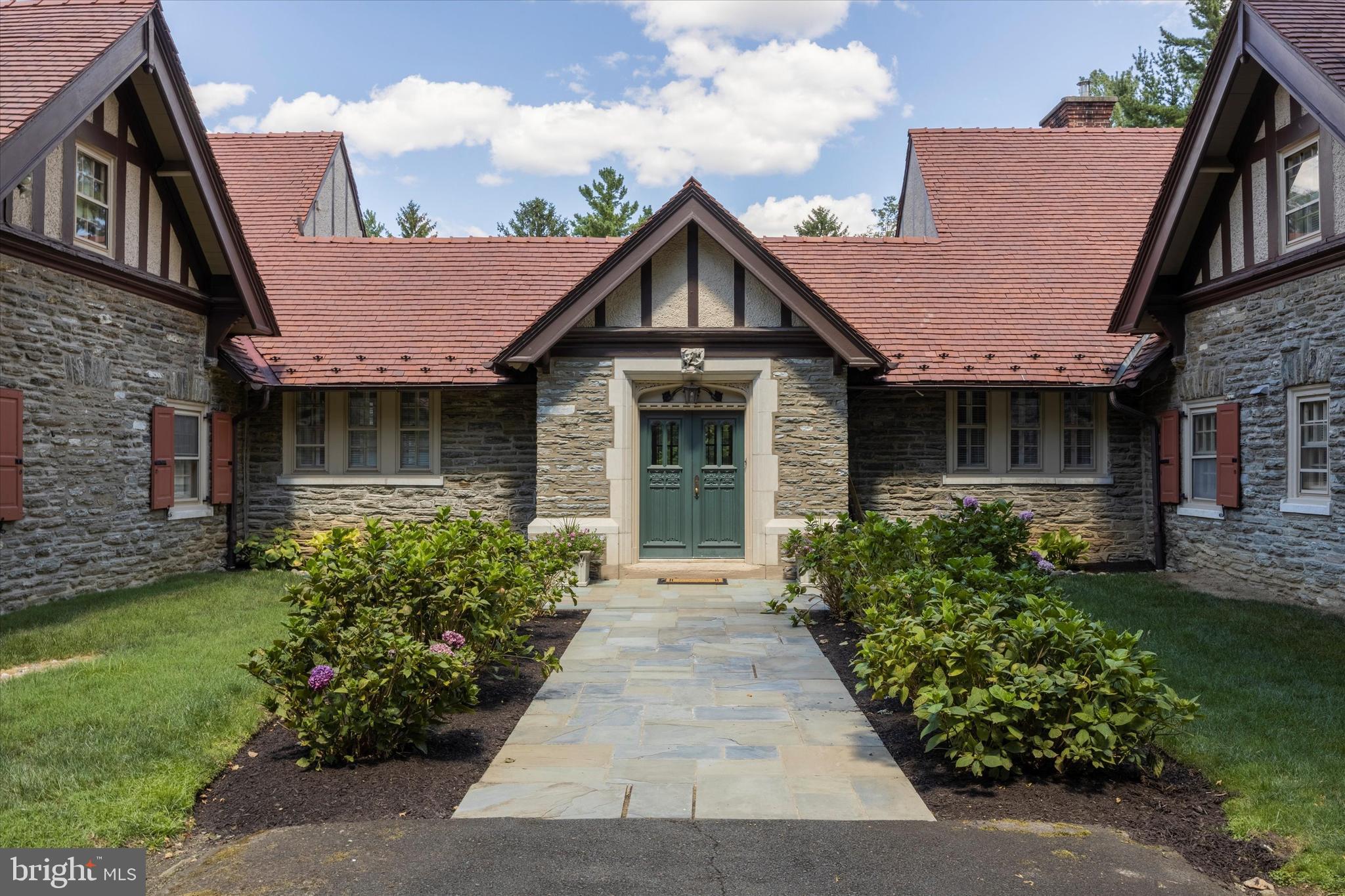 1264 Mill Road Rydal, PA 19046 - Photo 4 of 127