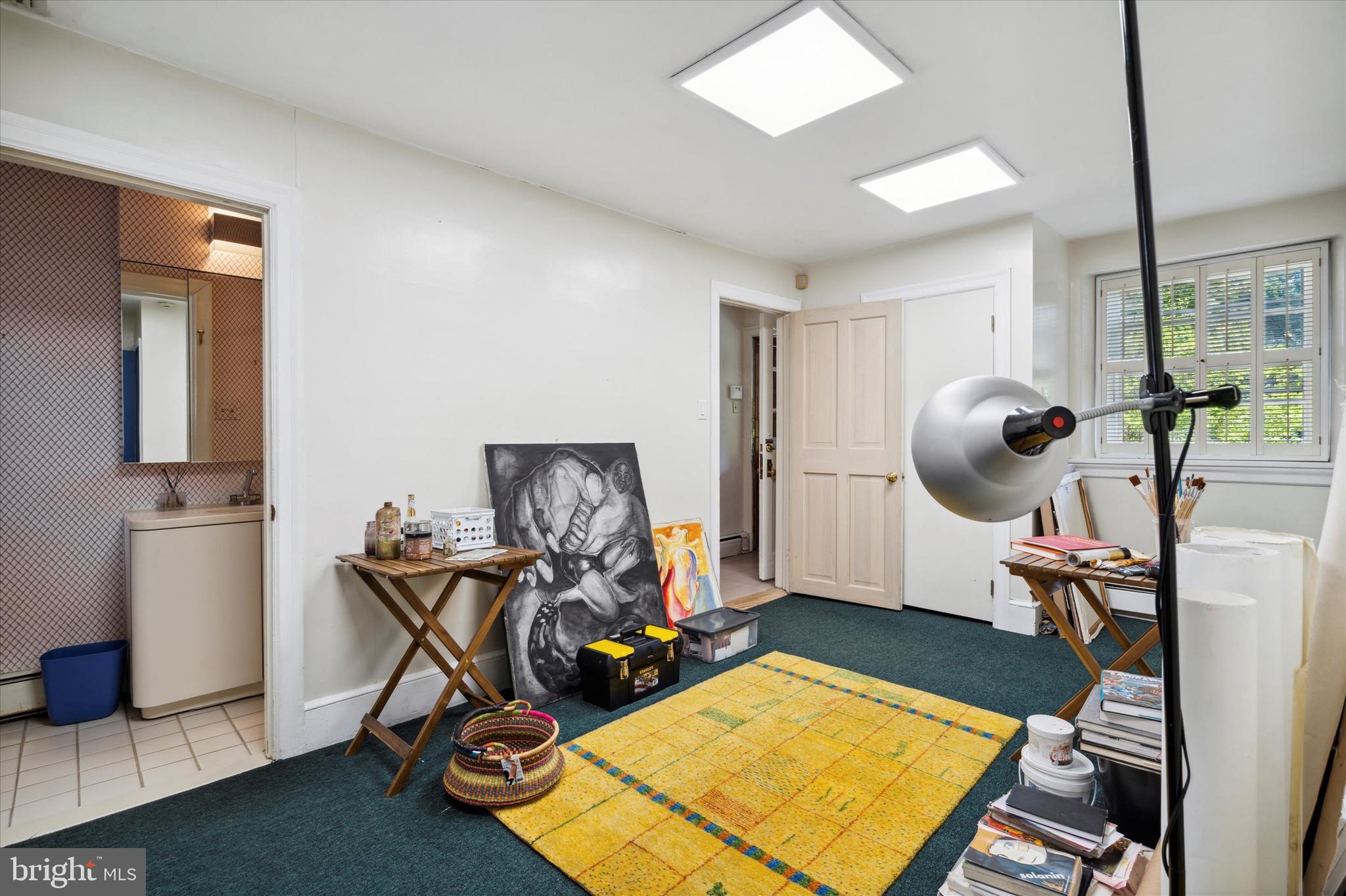 1264 Mill Road Rydal, PA 19046 - Photo 42 of 127 A full bath is located here