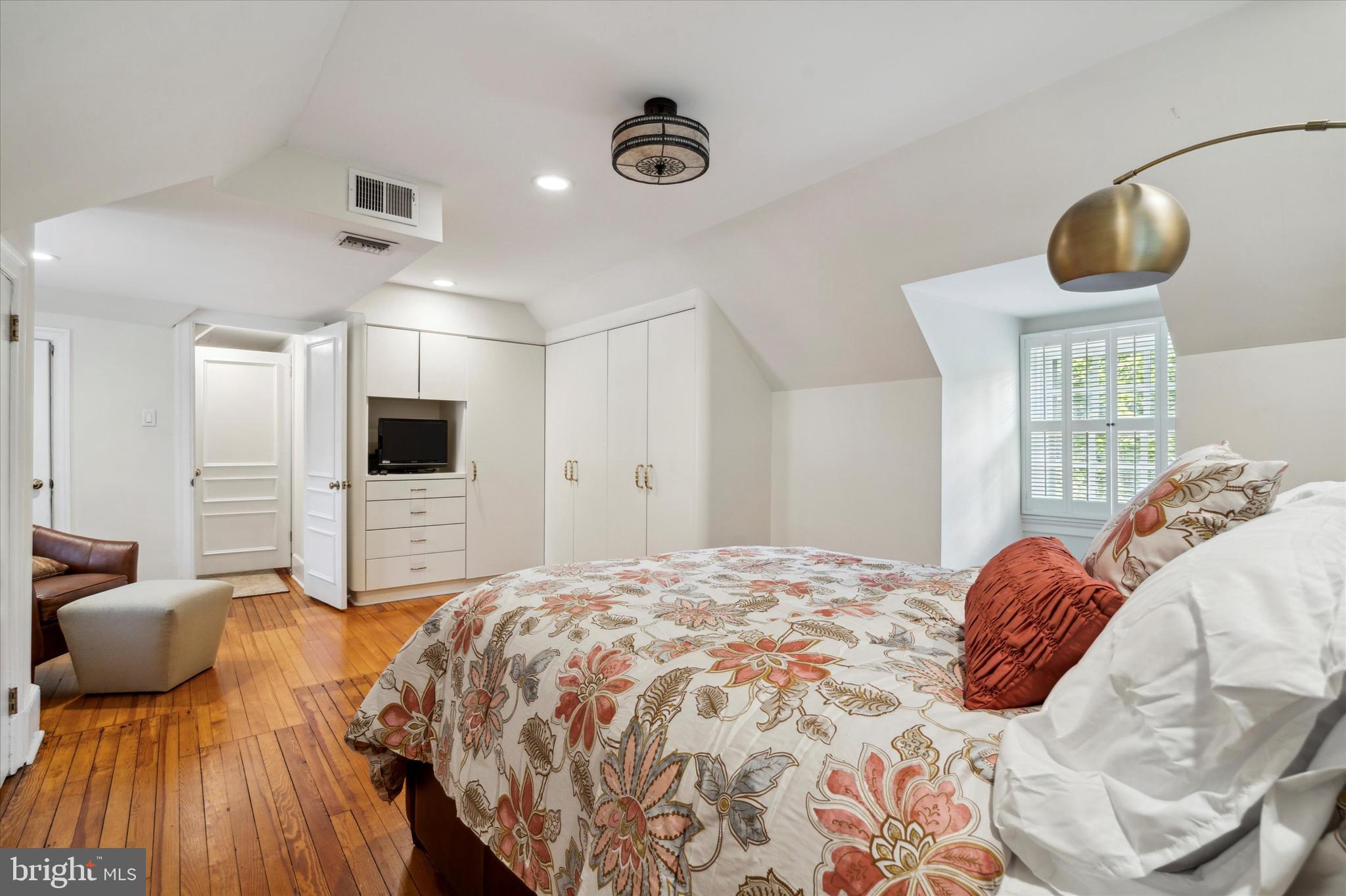 1264 Mill Road Rydal, PA 19046 - Photo 58 of 127