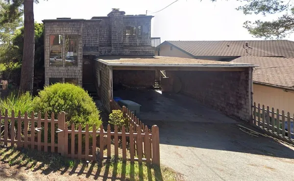 $899,000 | 470 Wellington Drive, Cambria, CA 93428