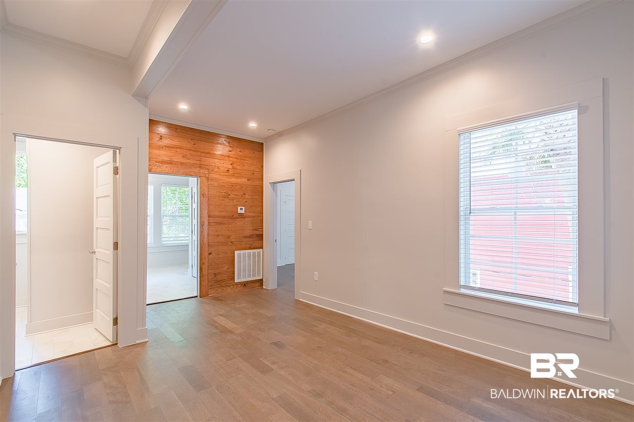 110 North Julia Street Mobile, AL 36604 - Photo 22 of 50