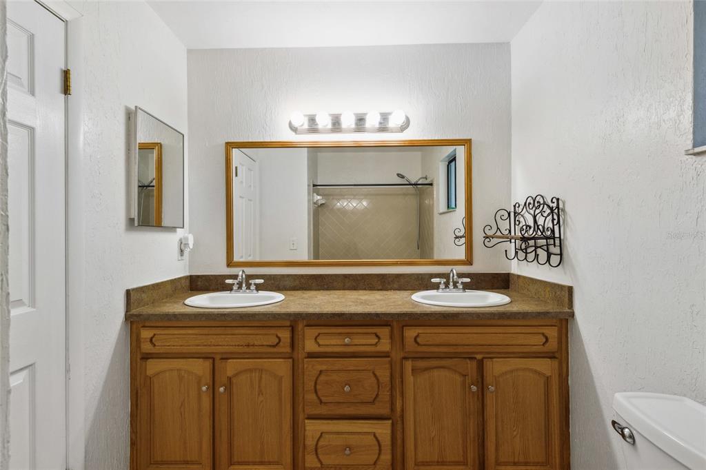 1716 Southwest 77th Terrace Gainesville, FL 32607 - Photo 13 of 18 Gallery Image 13