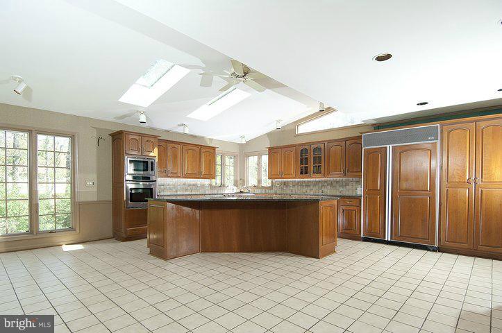 3127 Flintlock Road Fairfax, VA 22030 - Photo 13 of 30 Kitchen