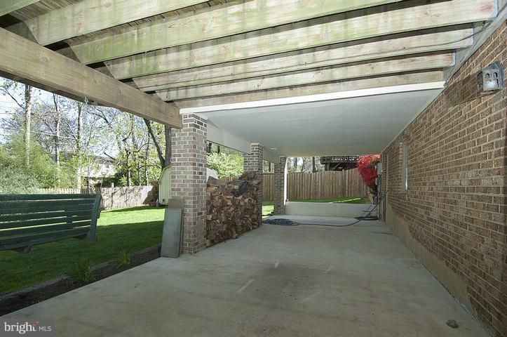 3127 Flintlock Road Fairfax, VA 22030 - Photo 16 of 30 Patio