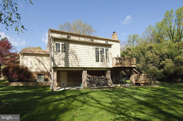 3127 Flintlock Road Fairfax, VA 22030 - Photo 10 of 30 Exterior (Rear)