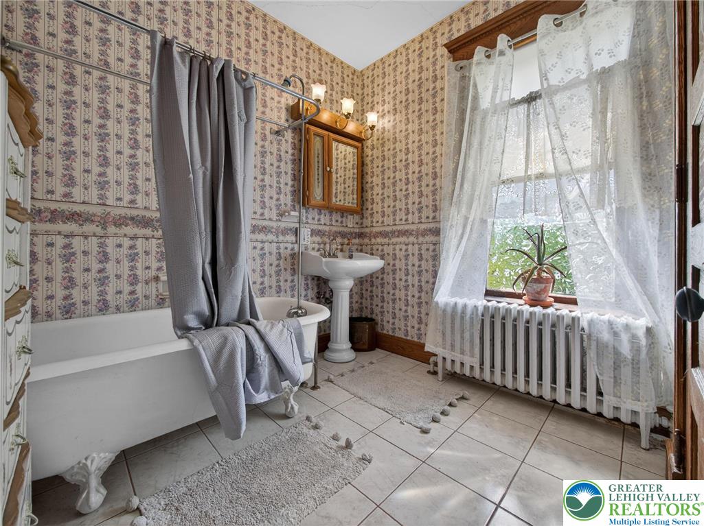 231 Main Street Slatington, PA 18080 - Photo 26 of 44