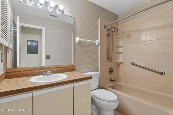 $127,000 | 3801 Crown Point Road, Unit 1294, Jacksonville, FL 32257