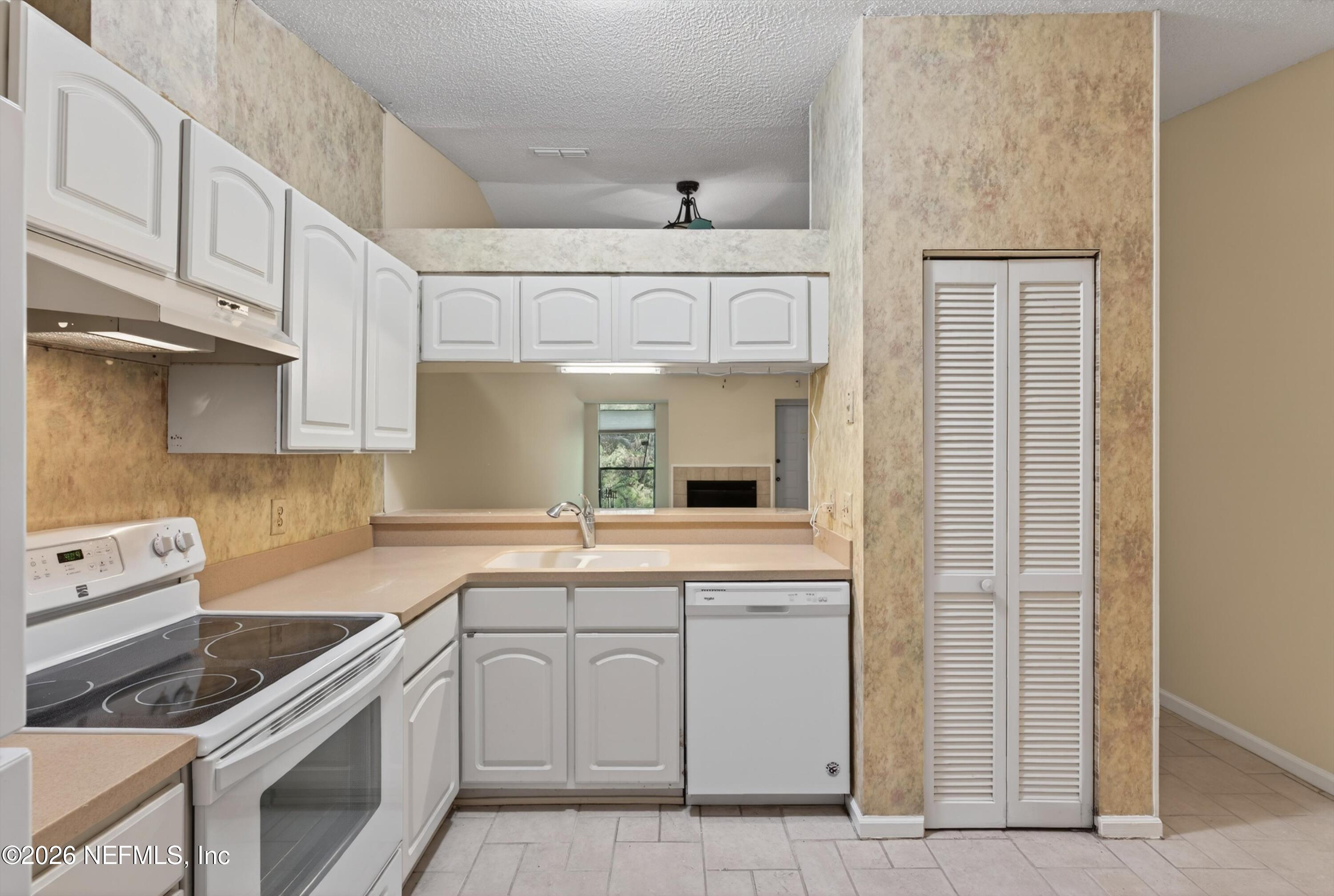 3801 Crown Point Road, Unit 1294 Jacksonville, FL 32257 - Photo 10 of 21 07-3801 Crown Point Rd-12