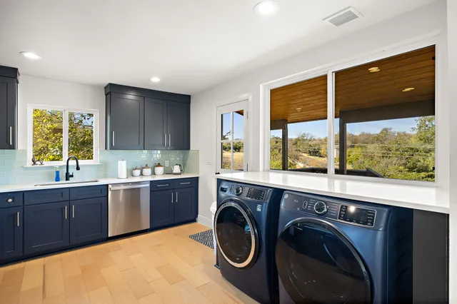 $3,600 | 6110 Hylawn Drive, Unit A, Austin, TX 78723