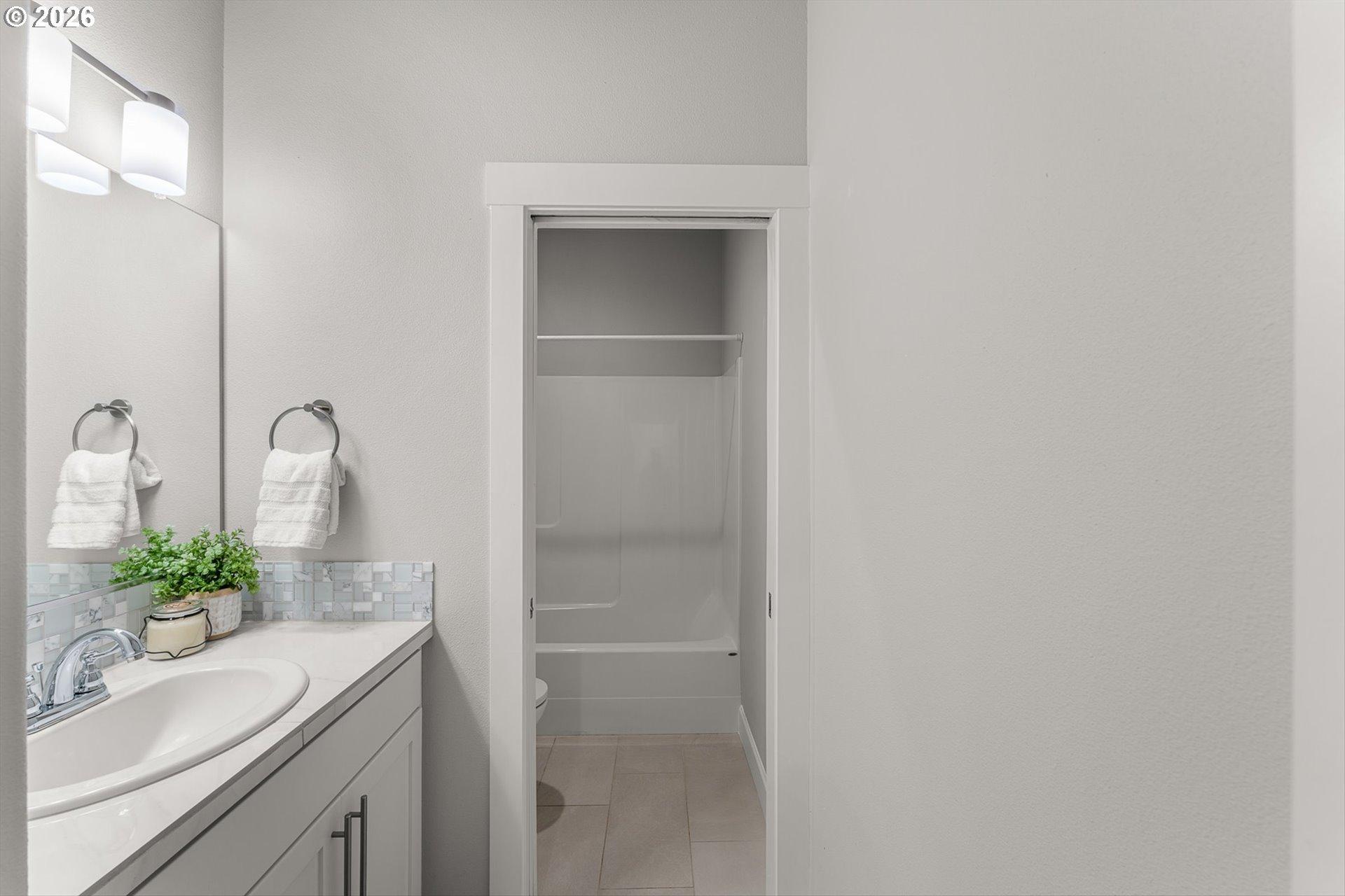 1561 South Nighthawk Road Ridgefield, WA 98642 - Photo 29 of 39 Gallery Image 29