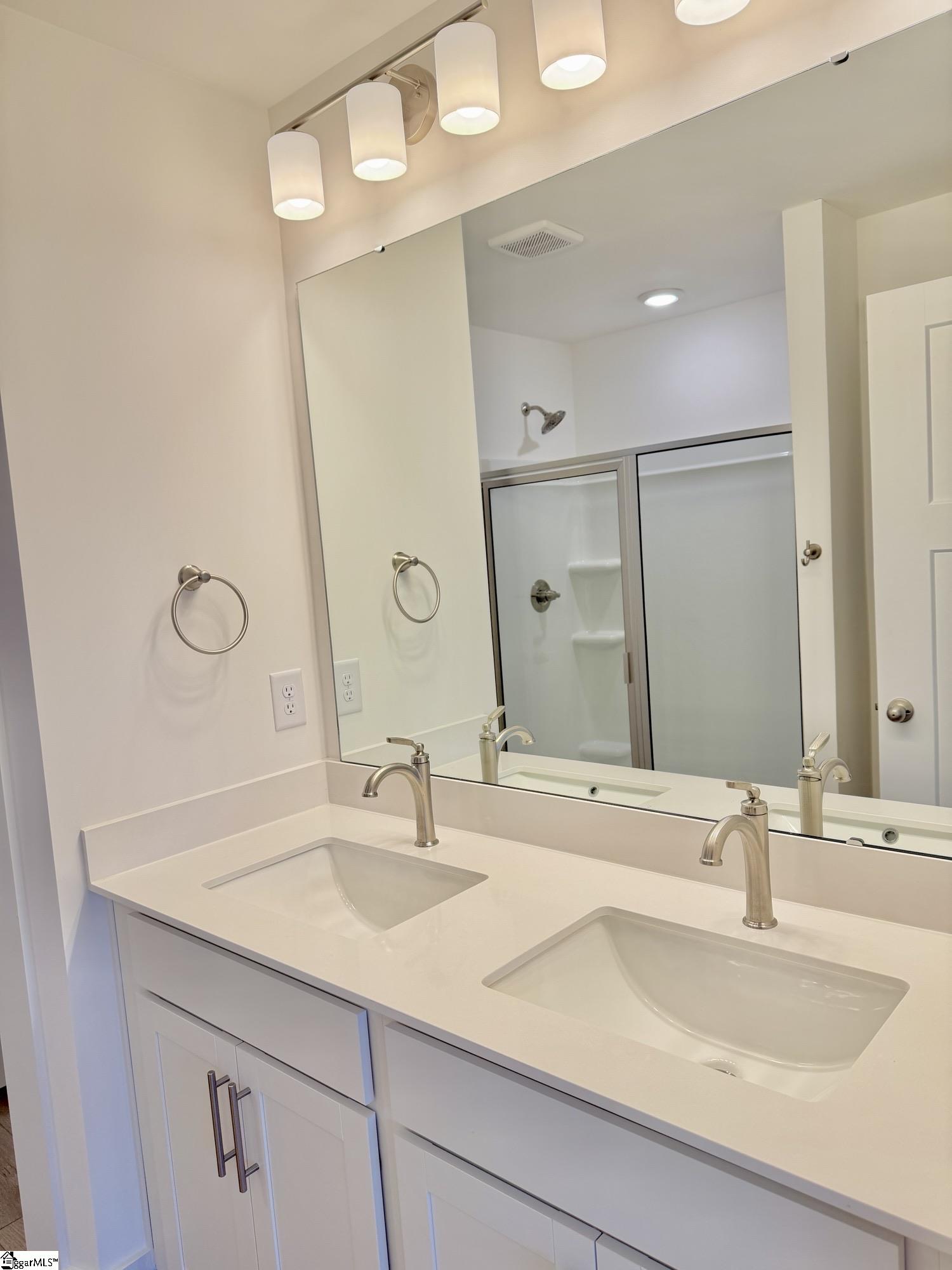 1319 Maplesmith Way Moore, SC 29369 - Photo 16 of 29