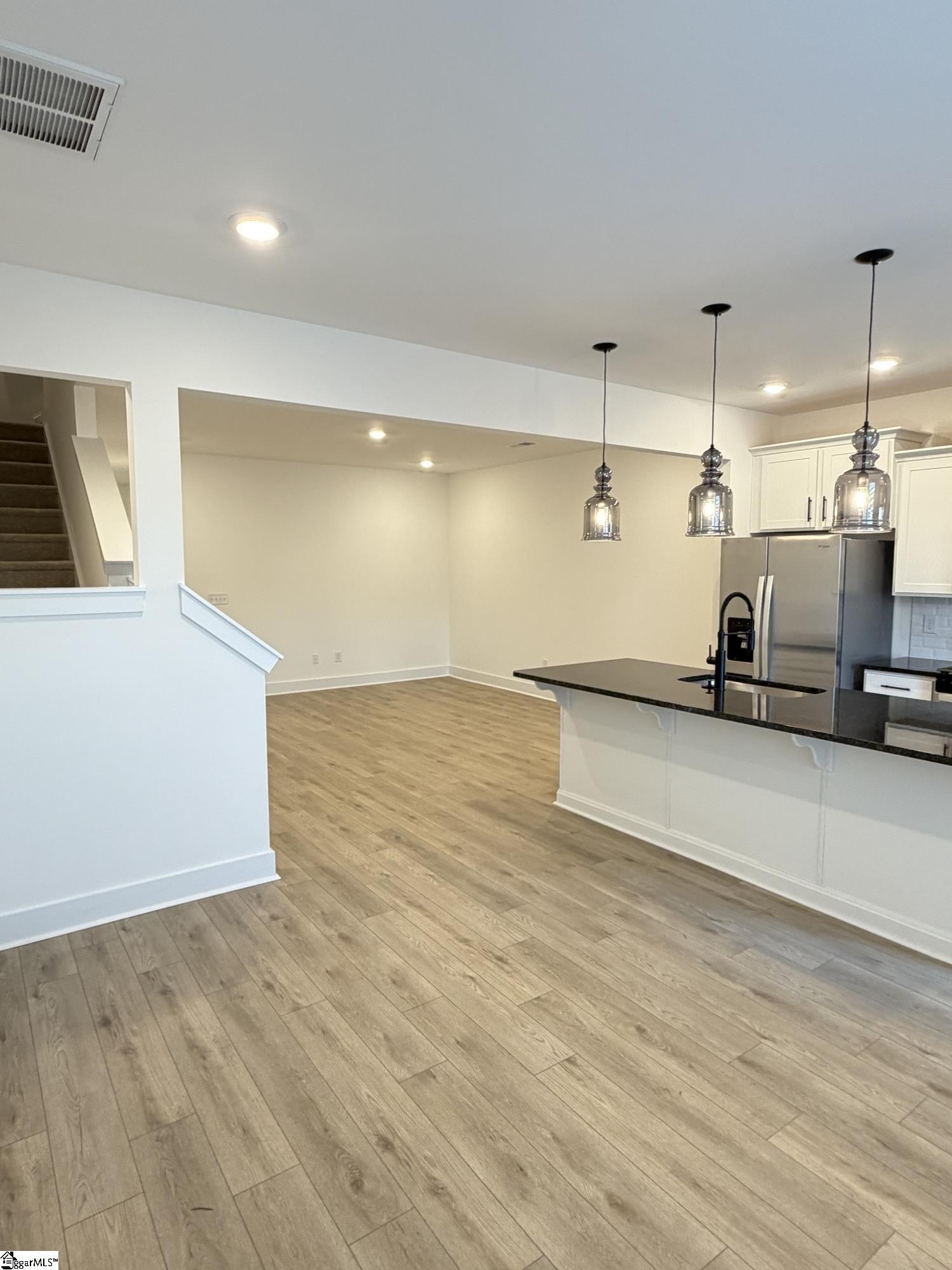 1319 Maplesmith Way Moore, SC 29369 - Photo 4 of 29