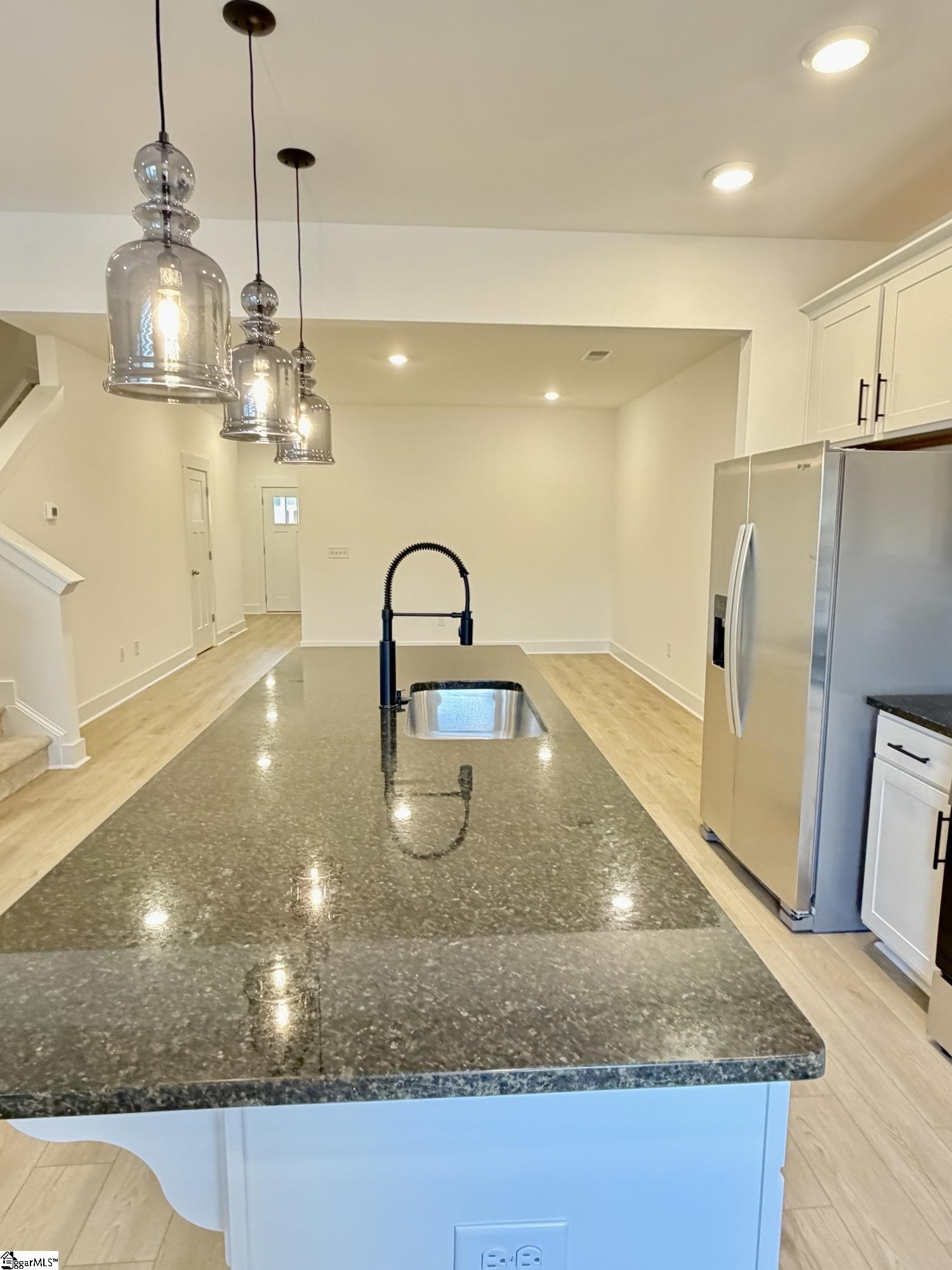 1319 Maplesmith Way Moore, SC 29369 - Photo 6 of 29