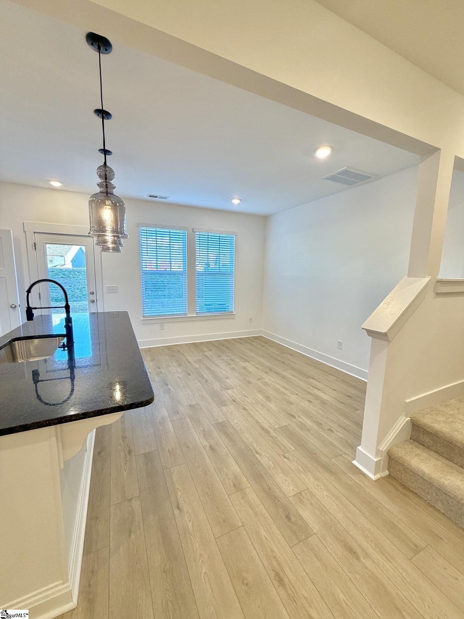 1319 Maplesmith Way Moore, SC 29369 - Photo 10 of 29