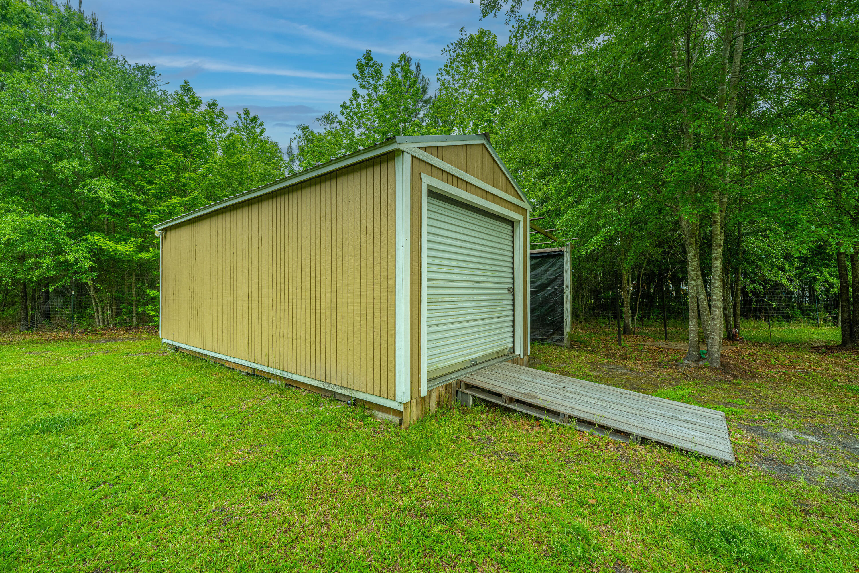 1347 Mandella Road Bonneau, SC 29431 - Photo 17 of 57 1347MandellaRd056