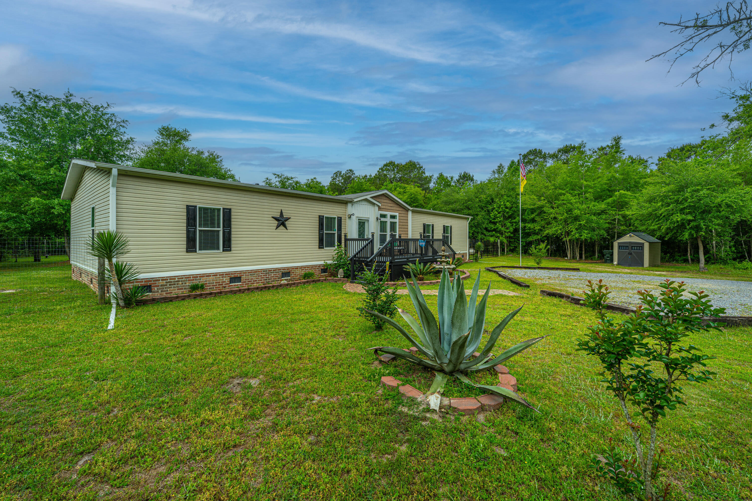 1347 Mandella Road Bonneau, SC 29431 - Photo 4 of 57 1347MandellaRd004