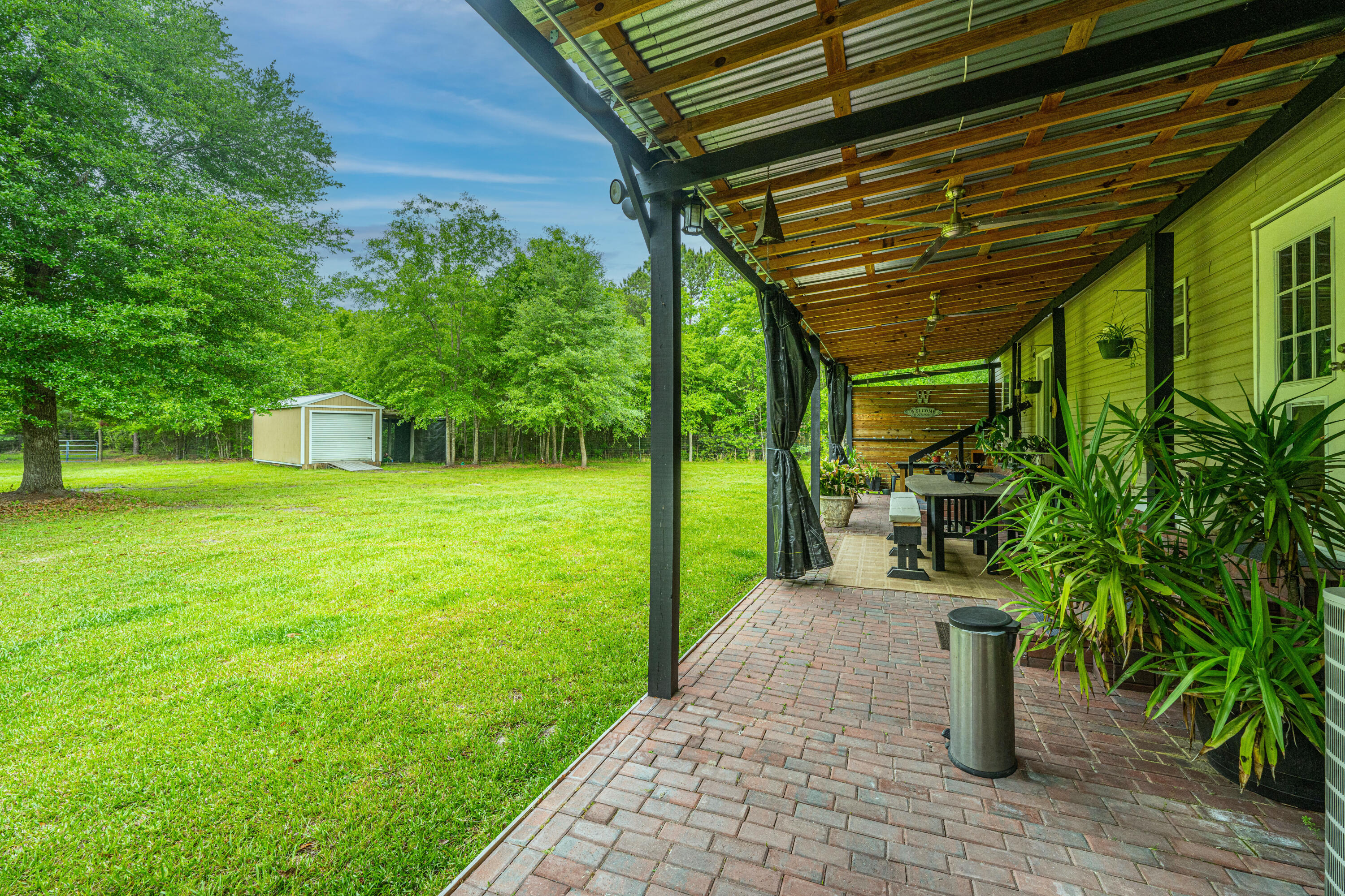 1347 Mandella Road Bonneau, SC 29431 - Photo 8 of 57 1347MandellaRd046
