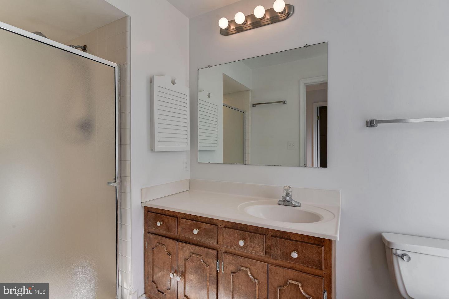 9601 Persimmon Tree Road Potomac, MD 20854 - Photo 2 of 30