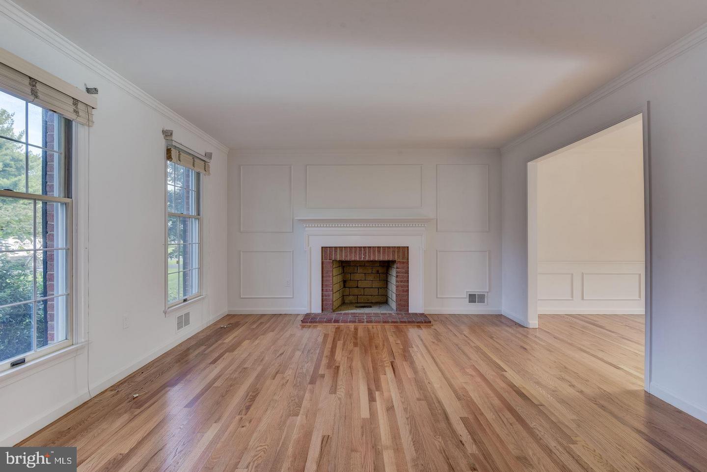 9601 Persimmon Tree Road Potomac, MD 20854 - Photo 25 of 30