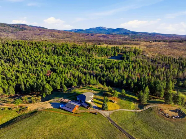 $2,395,000 | Undisclosed Address, Elk, WA 99009