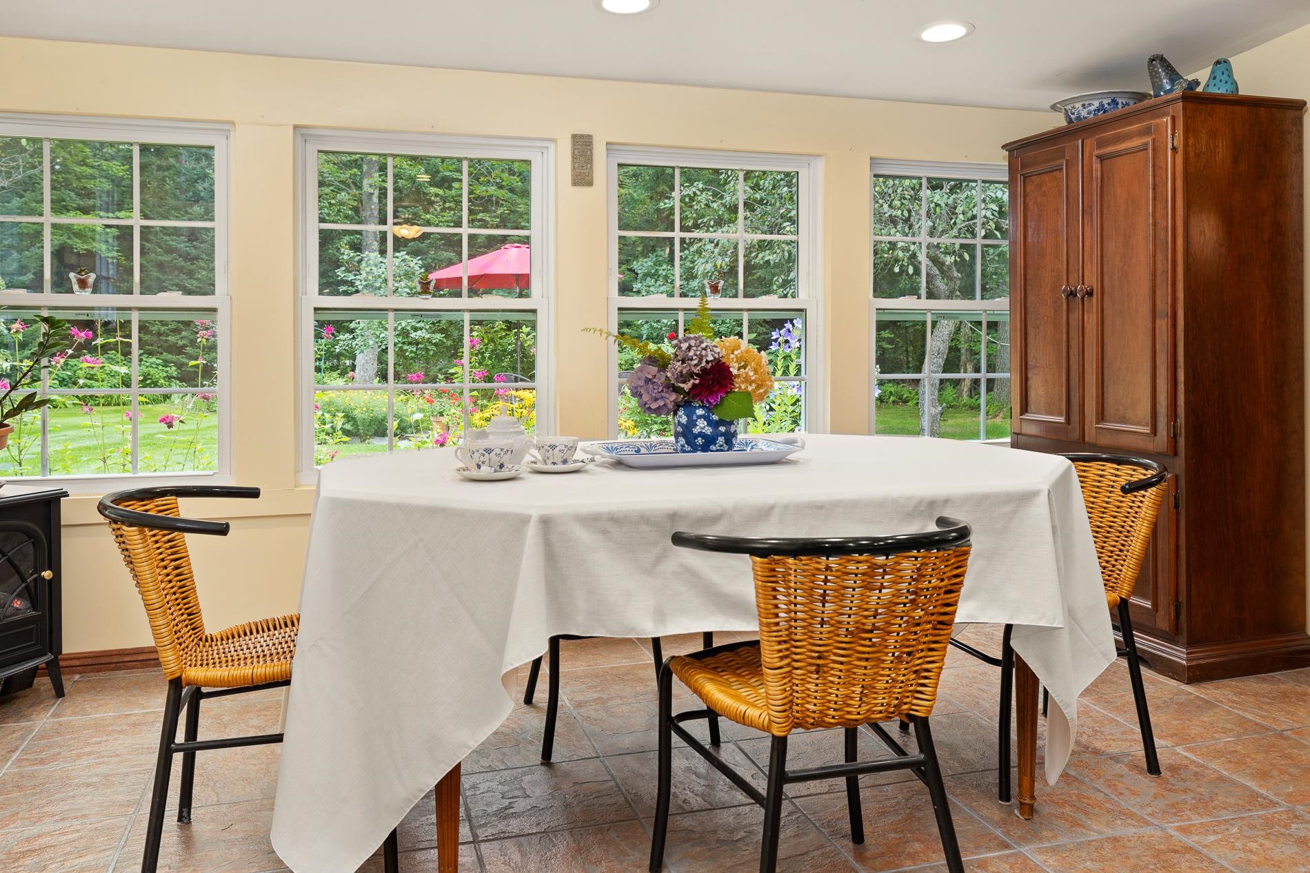 303 Worcester Loop Stowe, VT 05672 - Photo 9 of 40