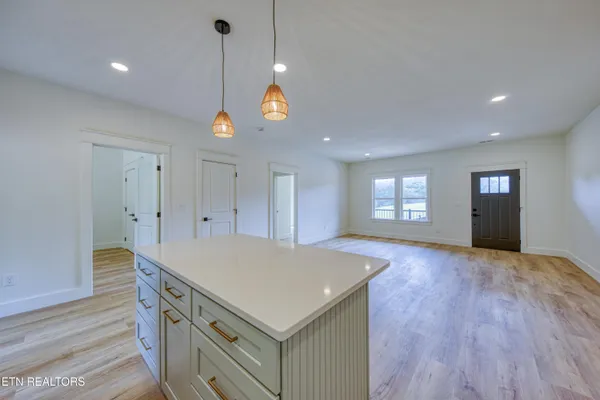 $399,900 | 120 Huckleberry Hollow Road, Kingston, TN 37763