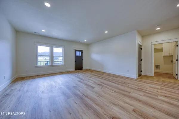 $399,900 | 120 Huckleberry Hollow Road, Kingston, TN 37763