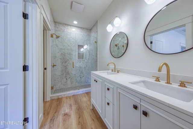 $399,900 | 120 Huckleberry Hollow Road, Bean Station, TN 37708