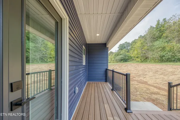 $399,900 | 120 Huckleberry Hollow Road, Kingston, TN 37763