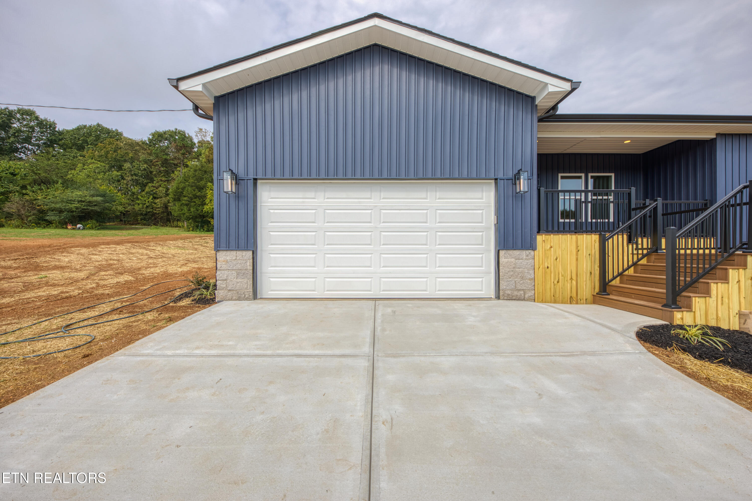 119 Arnold Road Kingston, TN 37763 - Photo 4 of 27 0H3A0497_45