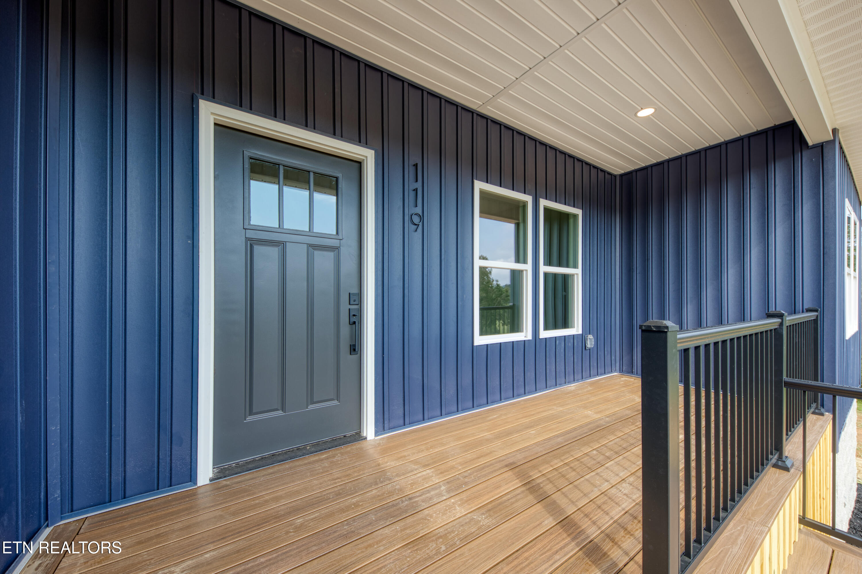 119 Arnold Road Kingston, TN 37763 - Photo 5 of 27 0H3A0494_44