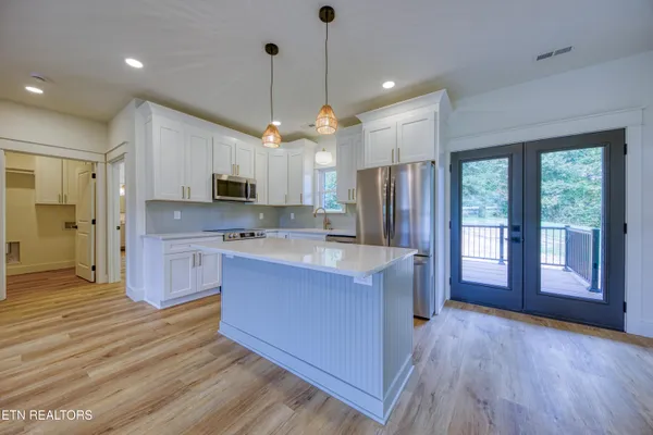 $399,900 | 120 Huckleberry Hollow Road, Kingston, TN 37763