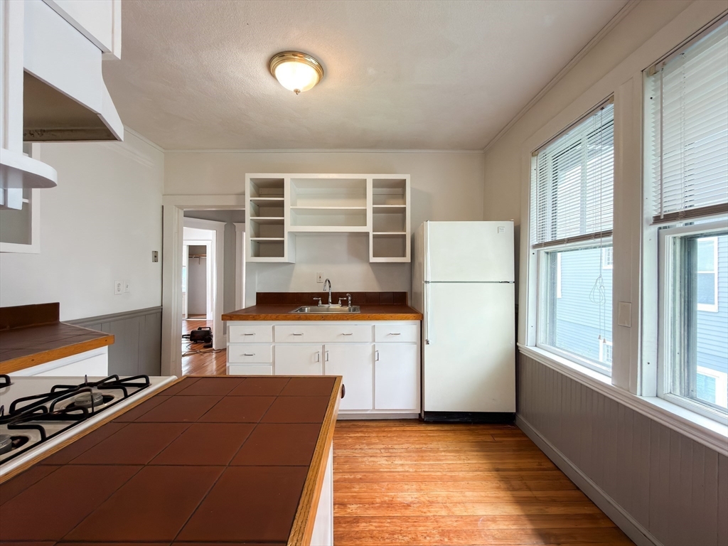 102-104 Pearson Road Somerville, MA 02144 - Photo 9 of 20 Gallery Image 9