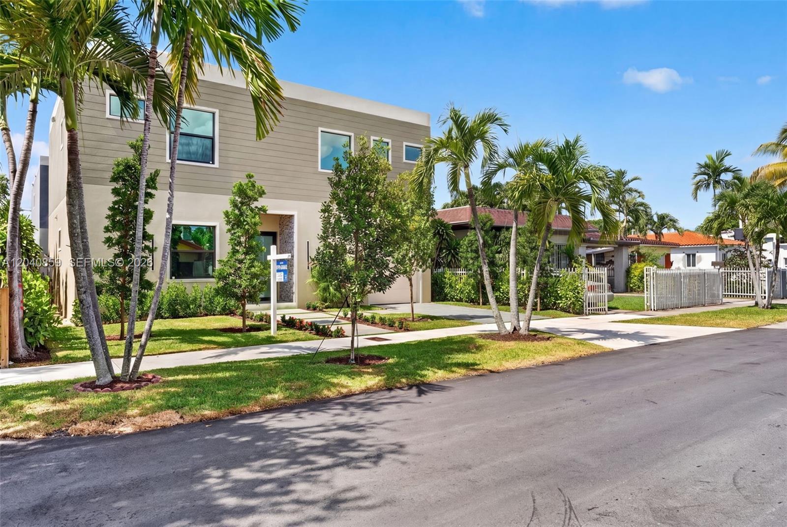 2240 Southwest 13th Street Miami, FL 33145 - Photo 3 of 34