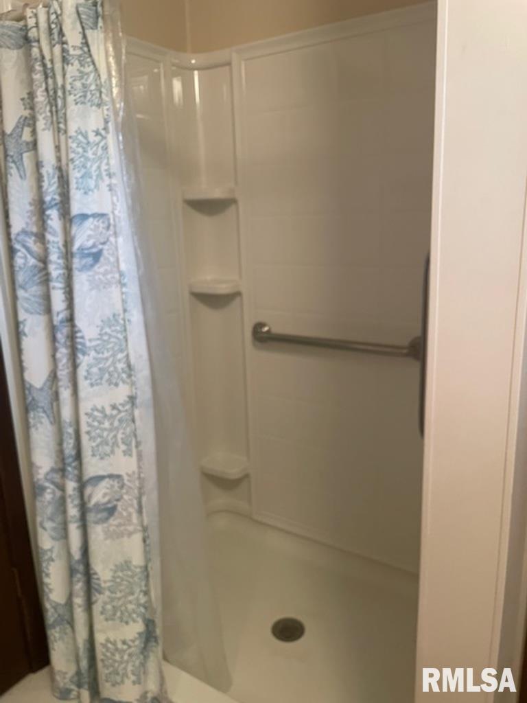 9004 141st Street West Taylor Ridge, IL 61284 - Photo 12 of 19